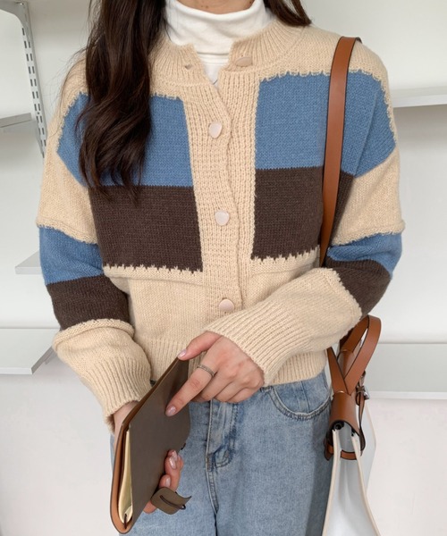 ABITOKYO(アビトーキョー)の「バイカラーニット ショーカーディガン(カーディガン/ボレロ・レディース・ネイビー/グレー/アイボリー・FREE)」の22枚目の写真