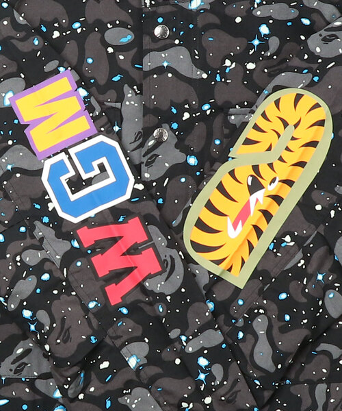 A BATHING APE(アベイシングエイプ)の「SPACE CAMO SHARK M-65 M(ミリタリージャケット・メンズ・ホワイト/ブラック・MEDIUM/LARGE/X-LARGE)」の4枚目の写真