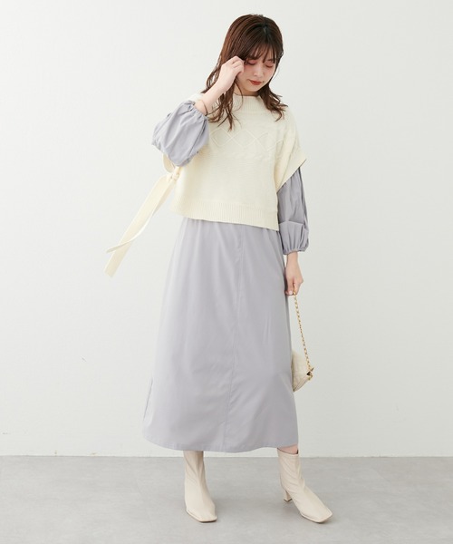 natural couture(ナチュラルクチュール)の「WEB限定/大人気リバイバル/ケーブルベスト×ニットワンピース(ワンピース・レディース・チャコールグレー/モカ/オフホワイト/ラベンダー・FREE)」の8枚目の写真