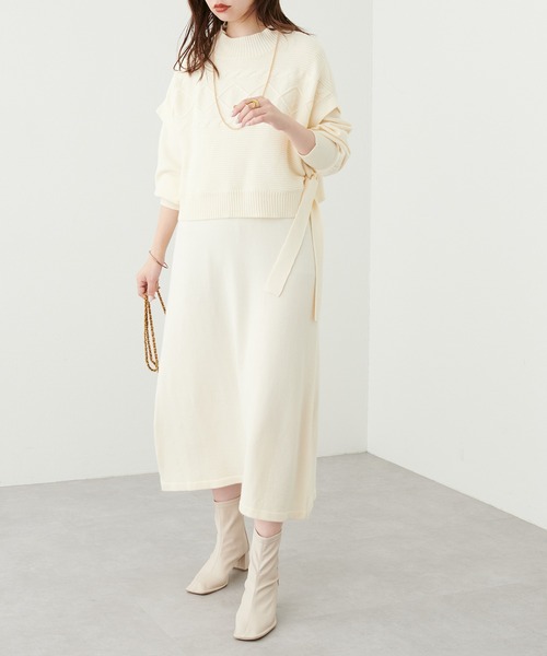 natural couture(ナチュラルクチュール)の「WEB限定/大人気リバイバル/ケーブルベスト×ニットワンピース(ワンピース・レディース・チャコールグレー/モカ/オフホワイト/ラベンダー・FREE)」の5枚目の写真