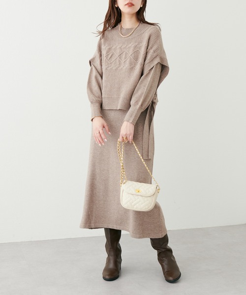 natural couture(ナチュラルクチュール)の「WEB限定/大人気リバイバル/ケーブルベスト×ニットワンピース(ワンピース・レディース・チャコールグレー/モカ/オフホワイト/ラベンダー・FREE)」の21枚目の写真