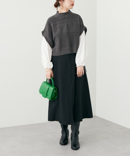 natural couture(ナチュラルクチュール)の「WEB限定/大人気リバイバル/ケーブルベスト×ニットワンピース(ワンピース・レディース・チャコールグレー/モカ/オフホワイト/ラベンダー・FREE)」の16枚目の写真