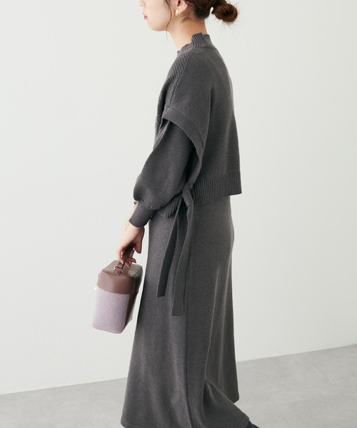 natural couture(ナチュラルクチュール)の「WEB限定/大人気リバイバル/ケーブルベスト×ニットワンピース(ワンピース・レディース・チャコールグレー/モカ/オフホワイト/ラベンダー・FREE)」の14枚目の写真