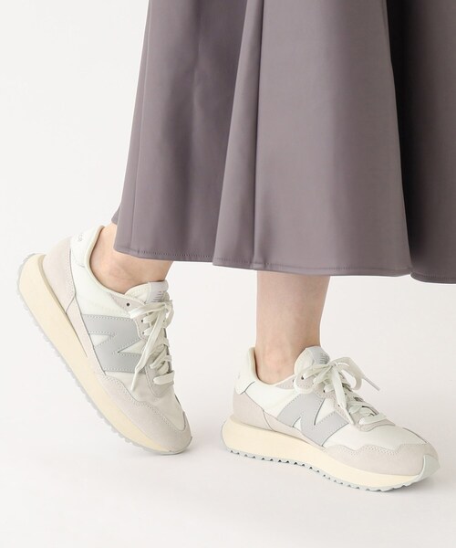 New Balance グリーン映え♡マルチカラー♡替え紐付き Amazon | [ニューバランス] CM878MA1 LIGHT GRAY width D