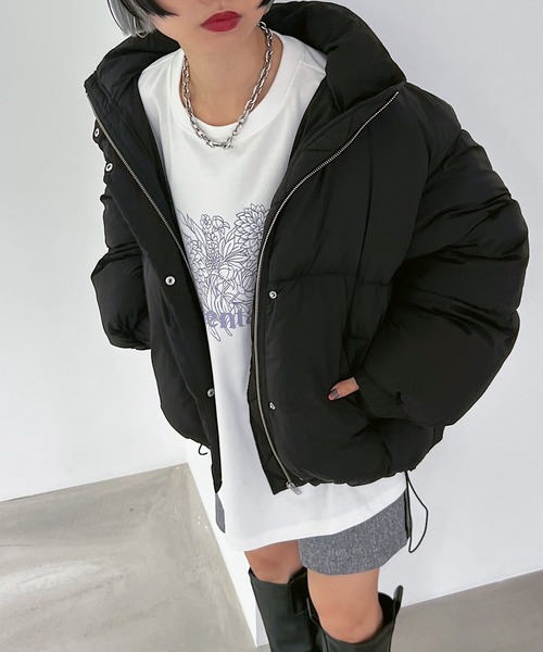 PAGEBOY（ページボーイ）の「〈羽毛のような軽さ・暖かさ〉エアサーマルブルゾン（ブルゾン・レディース・グレイッシュベージュ/ブラウン/ブラック・FREE）」の4枚目の写真