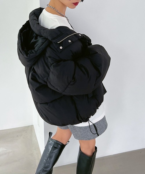 PAGEBOY（ページボーイ）の「〈羽毛のような軽さ・暖かさ〉エアサーマルブルゾン（ブルゾン・レディース・グレイッシュベージュ/ブラウン/ブラック・FREE）」の5枚目の写真