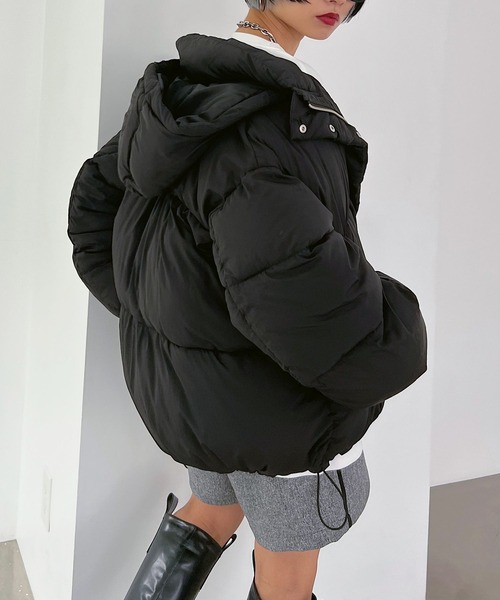 PAGEBOY（ページボーイ）の「〈羽毛のような軽さ・暖かさ〉エアサーマルブルゾン（ブルゾン・レディース・グレイッシュベージュ/ブラウン/ブラック・FREE）」の6枚目の写真