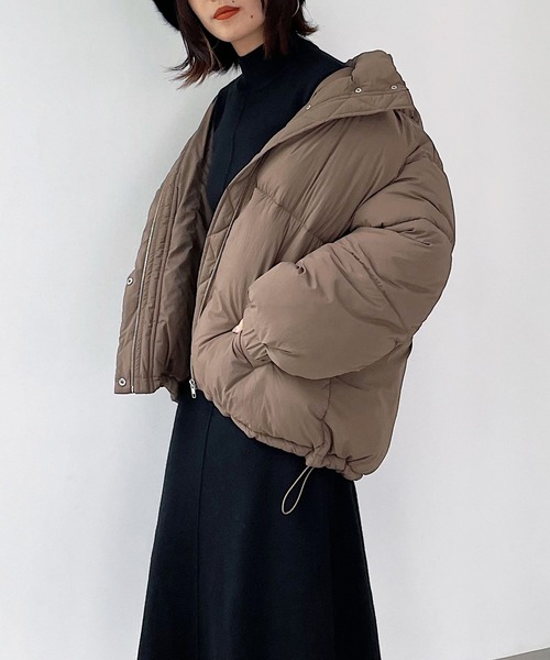 PAGEBOY（ページボーイ）の「〈羽毛のような軽さ・暖かさ〉エアサーマルブルゾン（ブルゾン・レディース・グレイッシュベージュ/ブラウン/ブラック・FREE）」の18枚目の写真