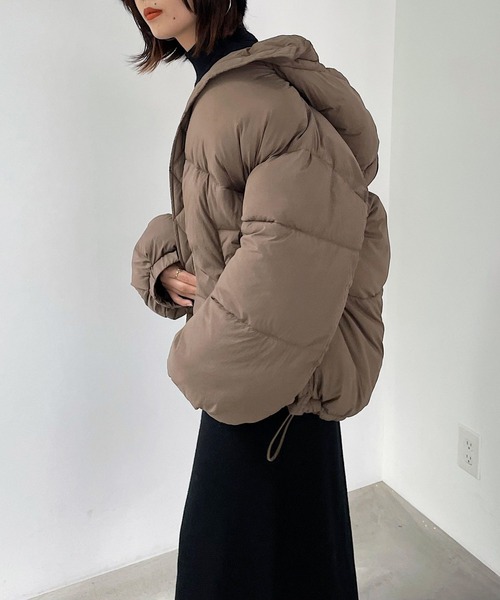 PAGEBOY（ページボーイ）の「〈羽毛のような軽さ・暖かさ〉エアサーマルブルゾン（ブルゾン・レディース・グレイッシュベージュ/ブラウン/ブラック・FREE）」の19枚目の写真