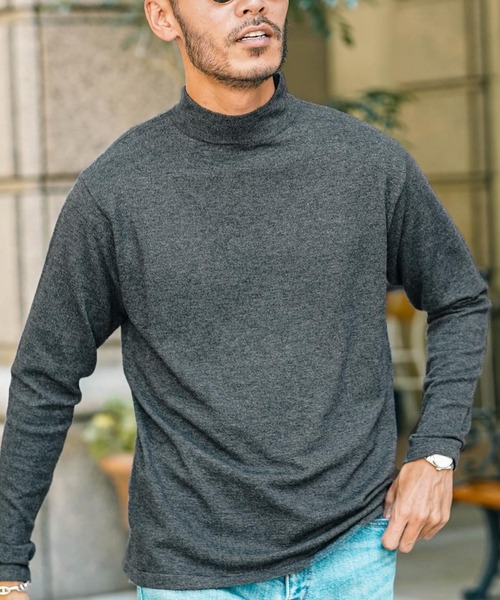 roshell（ロシェル）の「モックネック スーパーストレッチソフトタッチニット （手洗いOK）（ニット/セーター・メンズ・ホワイト系その他/ブラック系その他/グレー系その他/ブルー系その他/グレー系その他2/グレー系その他3・SMALL/MEDIUM/LARGE/X-LARGE）」の4枚目の写真