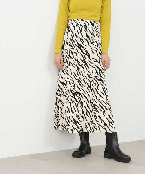 N.（N. Natural Beauty Basic）（エヌエヌナチュラルビューティーベーシック）の「アートプリントスカート（スカート・レディース・ホワイト系その他/ブラック系その他/ブラウン系その他・MEDIUM）」の16枚目の写真