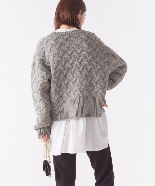 OMNES（オムネス）の「アクリルウールケーブルプルオーバーニット（ニット/セーター・レディース・アイボリー/ブラック/モカ/ライトグレー・FREE）」の16枚目の写真