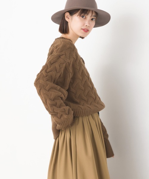 OMNES（オムネス）の「アクリルウールケーブルプルオーバーニット（ニット/セーター・レディース・アイボリー/ブラック/モカ/ライトグレー・FREE）」の20枚目の写真