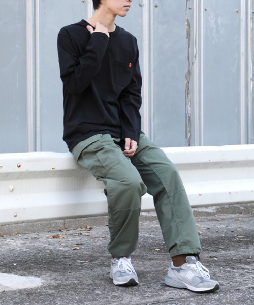 UNIVERSAL OVERALL(ユニバーサルオーバーオール)の「【UNIVERSAL OVERALL】ポケット ロングスリーブ TEE U2233210(Tシャツ/カットソー・メンズ・ブラック/ホワイト/グリーン/ベージュ/アイボリー/オートミール/グレー・L/M/XL/S/XS/3XL/2XL/4XL)」の9枚目の写真