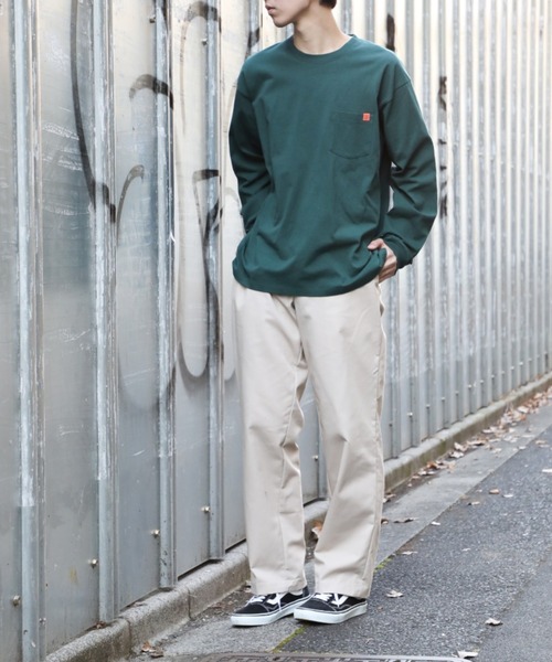 UNIVERSAL OVERALL(ユニバーサルオーバーオール)の「【UNIVERSAL OVERALL】ポケット ロングスリーブ TEE U2233210(Tシャツ/カットソー・メンズ・ブラック/ホワイト/グリーン/ベージュ/アイボリー/オートミール/グレー・L/M/XL/S/XS/3XL/2XL/4XL)」の15枚目の写真