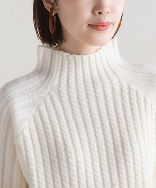 FURRY（ファーリー）の「ケーブル編みスタンドネックプルオーバー（ニット/セーター・レディース・ラベンダー/ミント/オフホワイト/ブラック・FREE）」の10枚目の写真