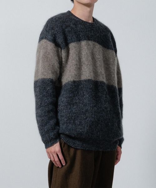 quadro（クオドロ）の「キッドモヘア片畦パネルボーダークルーネックP/O（ニット/セーター・メンズ・モカ/ダークグレー・LARGE/MEDIUM）」の4枚目の写真