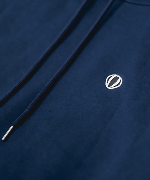 ANGLAN(アングラン)の「ANGLAN-Double Color Wappen Raglan Hoodie/アングラン ダブルカラーワッペンラグランパーカー(パーカー・メンズ・チャコールグレー/ネイビー・FREE)」の7枚目の写真