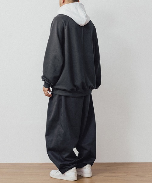 ANGLAN(アングラン)の「ANGLAN-Double Color Wappen Raglan Hoodie/アングラン ダブルカラーワッペンラグランパーカー(パーカー・メンズ・チャコールグレー/ネイビー・FREE)」の16枚目の写真