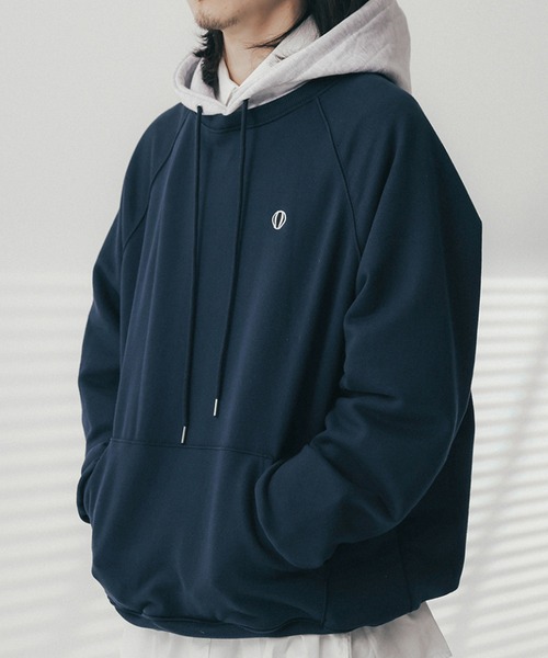 ANGLAN(アングラン)の「ANGLAN-Double Color Wappen Raglan Hoodie/アングラン ダブルカラーワッペンラグランパーカー(パーカー・メンズ・チャコールグレー/ネイビー・FREE)」の19枚目の写真