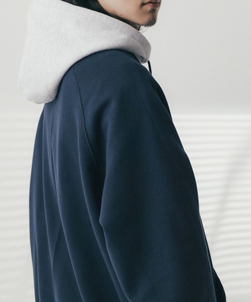 ANGLAN(アングラン)の「ANGLAN-Double Color Wappen Raglan Hoodie/アングラン ダブルカラーワッペンラグランパーカー(パーカー・メンズ・チャコールグレー/ネイビー・FREE)」の21枚目の写真