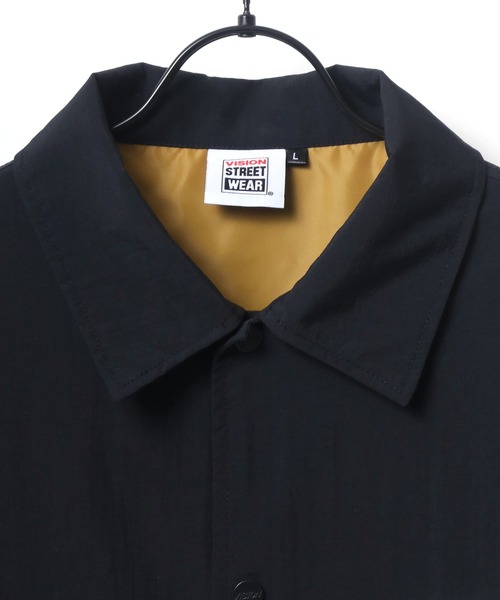 VISION STREET WEAR(ヴィジョンストリートウェア)の「VISION STREET WEAR/ヴィジョンストリートウエア ビッグシルエット ロゴ バックプリント コーチジャケット(ナイロンジャケット・メンズ・レッド/ブラック/グリーン・M/L/LL)」の13枚目の写真