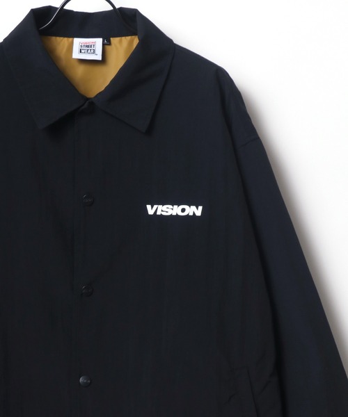 VISION STREET WEAR(ヴィジョンストリートウェア)の「VISION STREET WEAR/ヴィジョンストリートウエア ビッグシルエット ロゴ バックプリント コーチジャケット(ナイロンジャケット・メンズ・レッド/ブラック/グリーン・M/L/LL)」の4枚目の写真