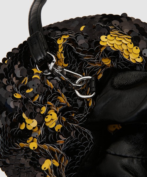 GANNI(ガニー)の「Occasion Top Handle Bag Sequins(トートバッグ・レディース・ブラック・ONE SIZE)」の2枚目の写真