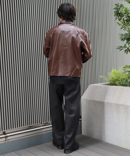 ALAND（エーランド）の「【UNISEX】VASTIC／シンプルレザージャケット 2191903（ライダースジャケット・メンズ・ブラウン/ブラック・MEDIUM/LARGE）」の8枚目の写真