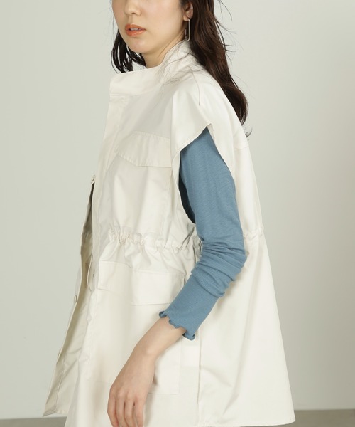 FREE'S MART(フリーズマート)の「スタンドカラーミリタリーベスト(ベスト・レディース・カーキ/ホワイト・FREE)」の3枚目の写真