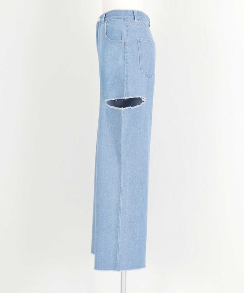 titivate(ティティベイト)の「サイドカットデザインパンツ(デニムパンツ・レディース・オフホワイト/ブルー/ライトブルー・L/M/S)」の21枚目の写真