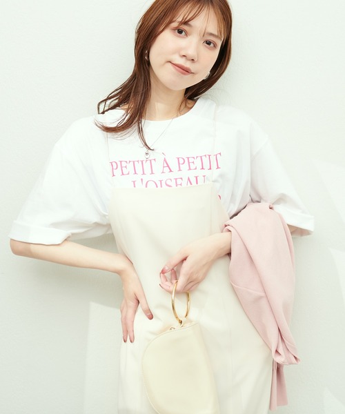 natural couture(ナチュラルクチュール)の「シルケット天竺ロゴ入りBIGT(Tシャツ/カットソー・レディース・ネイビー/オフホワイト/ブルー/ホワイト系その他・FREE)」の11枚目の写真