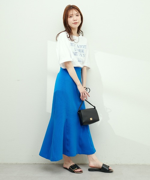 natural couture(ナチュラルクチュール)の「シルケット天竺ロゴ入りBIGT(Tシャツ/カットソー・レディース・ネイビー/オフホワイト/ブルー/ホワイト系その他・FREE)」の8枚目の写真