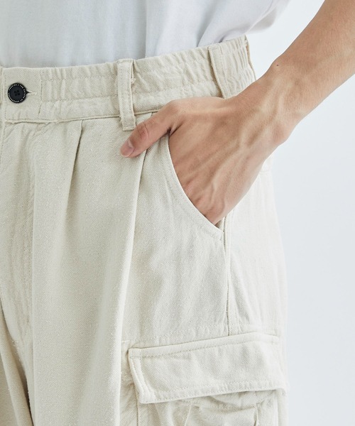 FACCIES（ファチーズ）の「【FACCIES/ファッチーズ】Silk Nep Wide Tuck Cargo Pt（カーゴパンツ・メンズ・カーキ/キナリ・1/2）」の21枚目の写真