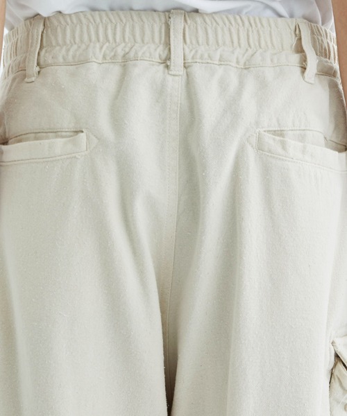 FACCIES（ファチーズ）の「【FACCIES/ファッチーズ】Silk Nep Wide Tuck Cargo Pt（カーゴパンツ・メンズ・カーキ/キナリ・1/2）」の14枚目の写真