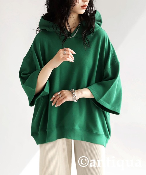 antiqua（アンティカ）の「綿100%裏毛ショート丈パーカー（パーカー・レディース・ブルー/グリーン/スミクロ/杢グレー/グレー系その他/ブラック・FREE）」の5枚目の写真