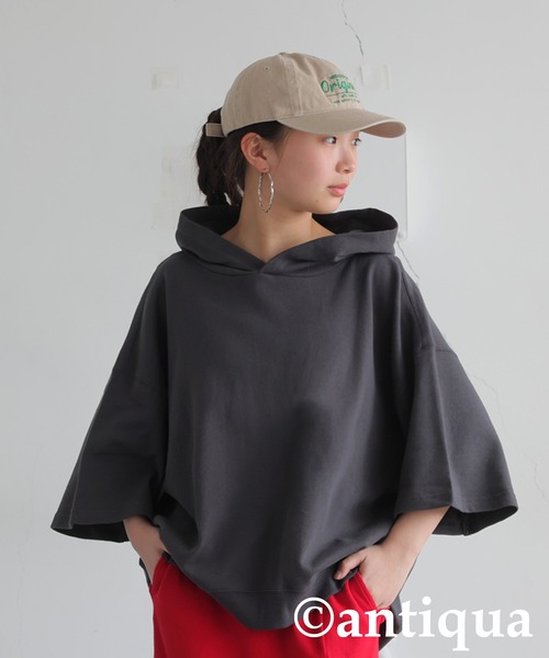 antiqua（アンティカ）の「綿100%裏毛ショート丈パーカー（パーカー・レディース・ブルー/グリーン/スミクロ/杢グレー/グレー系その他/ブラック・FREE）」の20枚目の写真