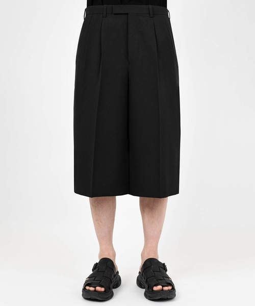 LAD MUSICIAN(ラッドミュージシャン)の「2TUCK SHORT SLACKS(スラックス・メンズ・ブラック・42/44/46)」の2枚目の写真