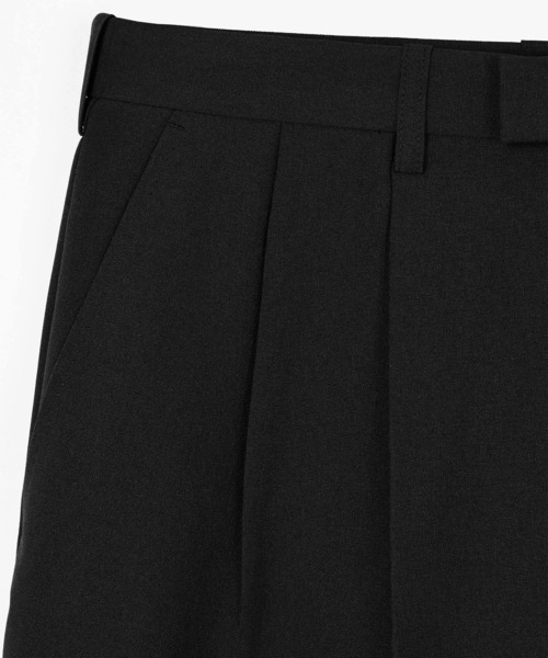 パンツ LAD MUSICIAN TROPICAL 2TUCKSHORT SLACKS LAD MUSICIAN（ラッドミュージシャン）の「2TUCK SHORT SLACKS