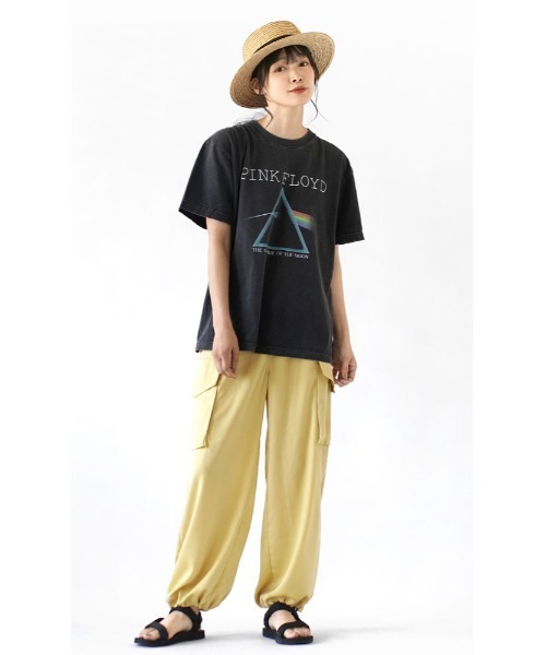 apartment department(アパートメントデパートメント)の「サテン ドロストカーゴパンツ(カーゴパンツ・レディース・ライトイエロー/カーキ・M)」の15枚目の写真