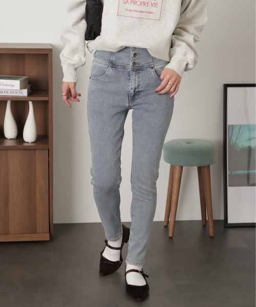 FREE'S MART（フリーズマート）の「【Sシリーズ対応】ハイウエストボタンフライスキニーデニムパンツ（デニムパンツ・レディース・ダークネイビー/ブルー系その他・MEDIUM/SMALL/X-SMALL）」の21枚目の写真