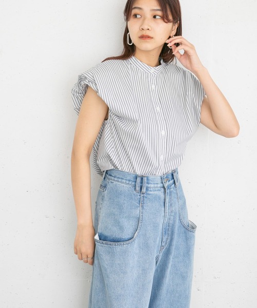 KBF(ケイビーエフ)の「パフスリーブストライプシャツ(シャツ/ブラウス・レディース・ホワイト系その他/ブルー系その他/グレー系その他・ONE)」の9枚目の写真