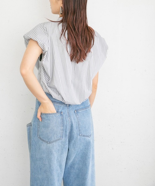 KBF(ケイビーエフ)の「パフスリーブストライプシャツ(シャツ/ブラウス・レディース・ホワイト系その他/ブルー系その他/グレー系その他・ONE)」の11枚目の写真