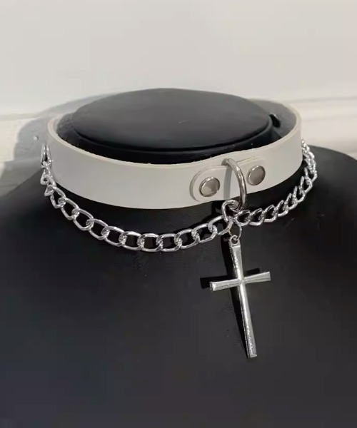 NOVESSEL（ノベセル）の「A'GEM/9 × .kom『NOVESSEL/ノベセル』クロスチェーンチョーカー（チョーカー・レディース・ホワイト/ブラック・FREE）」の2枚目の写真