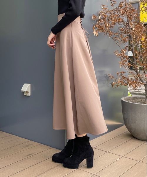 one way（ワンウェイ）の「バックレースアップフレアスカート（スカート・レディース・ブラック/ベージュ/ブラウン・FREE）」の11枚目の写真