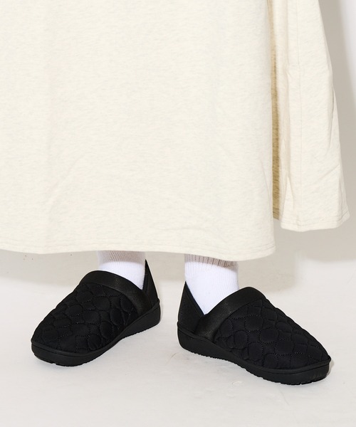 MEI(メイ)の「【 MEI / メイ 】レディース モックシューズ バブーシュ キルティング スリッポン MOC SHOES(スリッポン・レディース・ライトグレー/ベージュ/ブラック/ブラウン/グレー/ネイビー/オリーブドラブ・L/M/S/LARGE/MEDIUM/SMALL)」の8枚目の写真