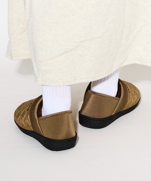MEI(メイ)の「【 MEI / メイ 】レディース モックシューズ バブーシュ キルティング スリッポン MOC SHOES(スリッポン・レディース・ライトグレー/ベージュ/ブラック/ブラウン/グレー/ネイビー/オリーブドラブ・L/M/S/LARGE/MEDIUM/SMALL)」の17枚目の写真