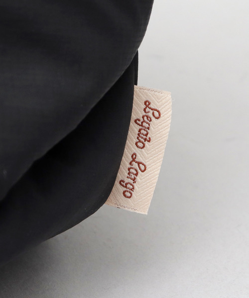 Legato Largo（レガートラルゴ）の「撥水 パデッドナイロン 軽量 肩楽 ハンモック ビッグサイズ ショルダーバッグ（ショルダーバッグ・メンズ・ブラック・FREE）」の21枚目の写真