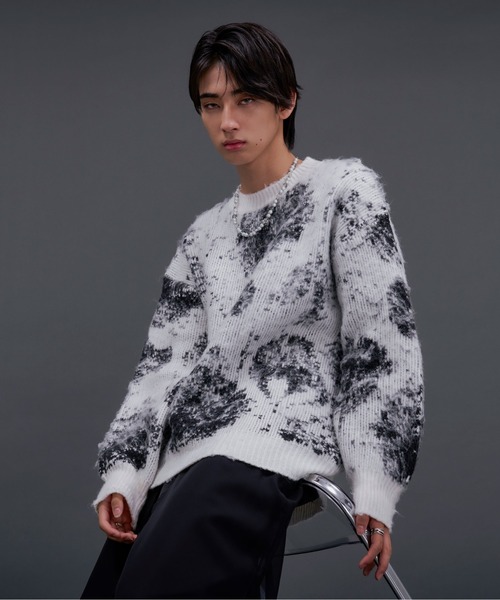 Ellno Loset(エルノロゼット)の「ニュアンスシャギーニット(ニット/セーター・メンズ・ブラック/ネイビー/オフホワイト・SMALL/MEDIUM/LARGE)」の10枚目の写真