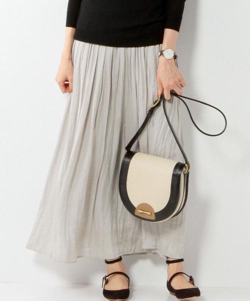 UNITED ARROWS（ユナイテッドアローズ）の「UWMF P サテン ロングスカート◆（スカート・レディース・ネイビー/ブラウン/ライトグレー・フリー）」の2枚目の写真